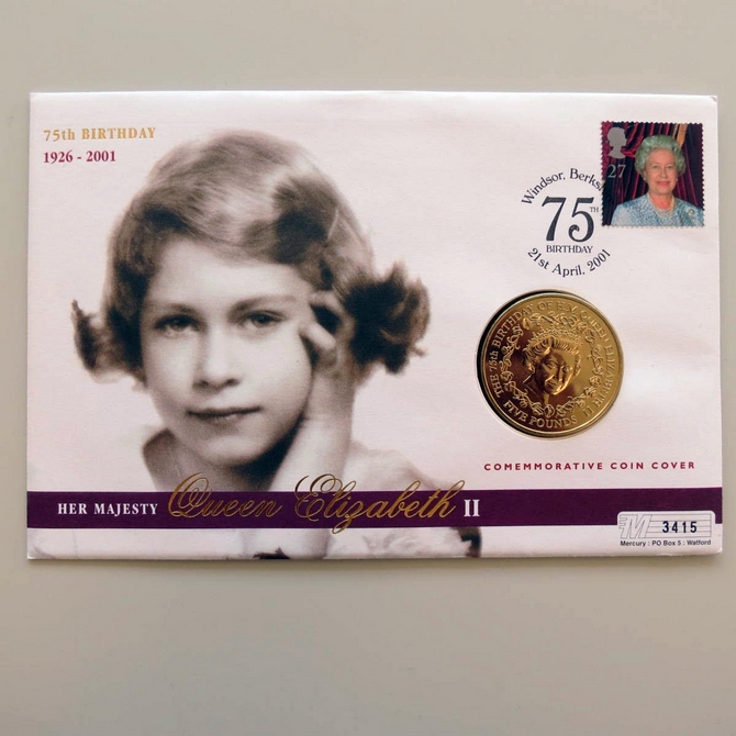 2001 Queen Elizabeth II 75th Birthday Guernsey 5 Pounds Coin Cover - UK First Day Cover